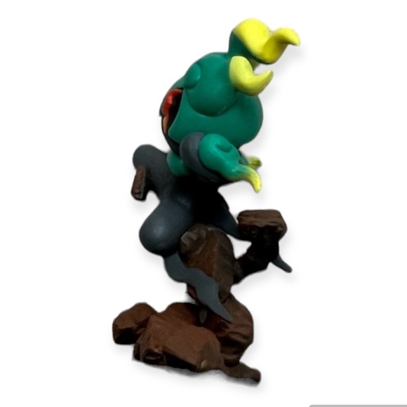 Pokemon Marshadow Mini Figure - Picture 3 of 5